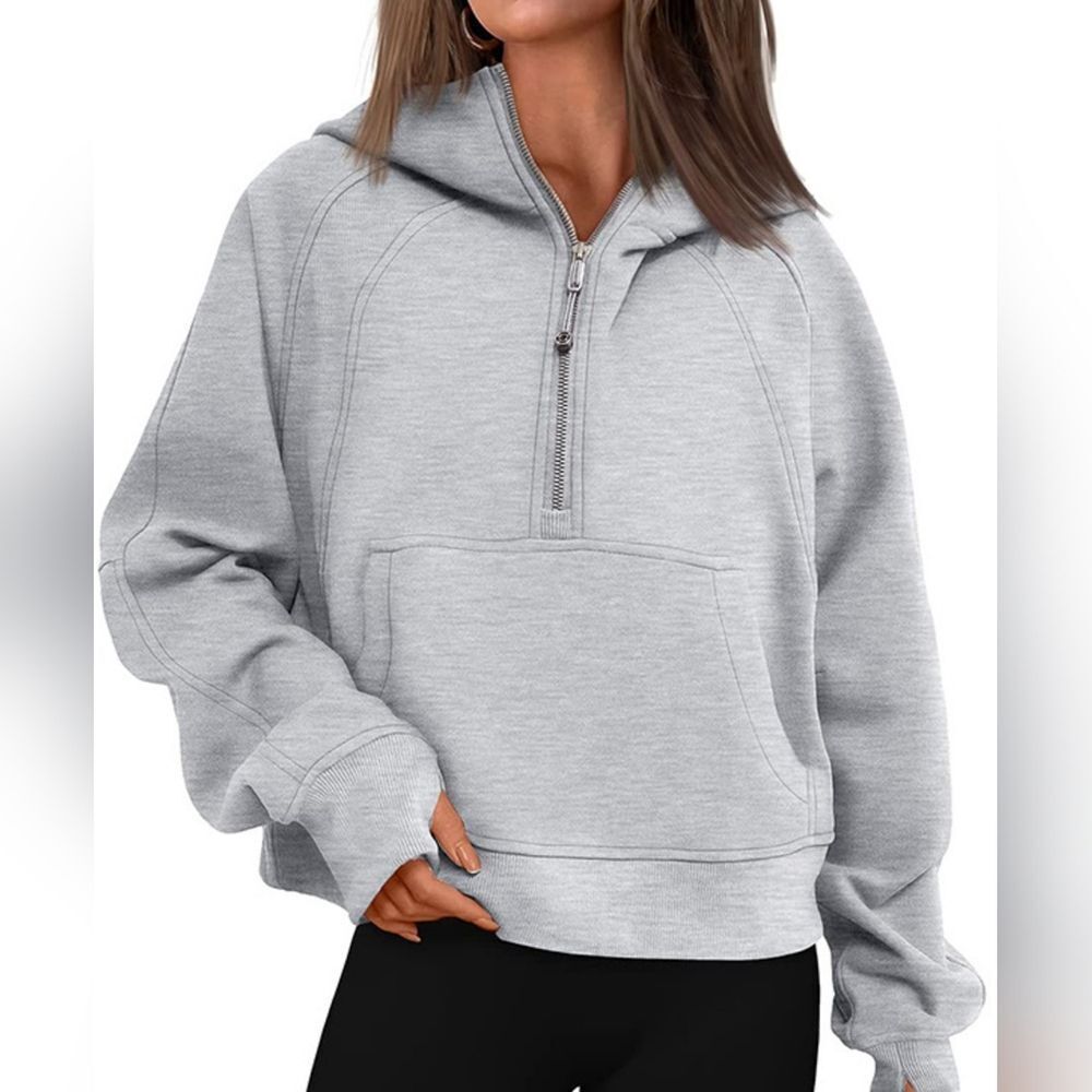 Half-Zip Kangaroo Pocket Hoodie - Cozy Athletic Pullover Sweatshirt Grey